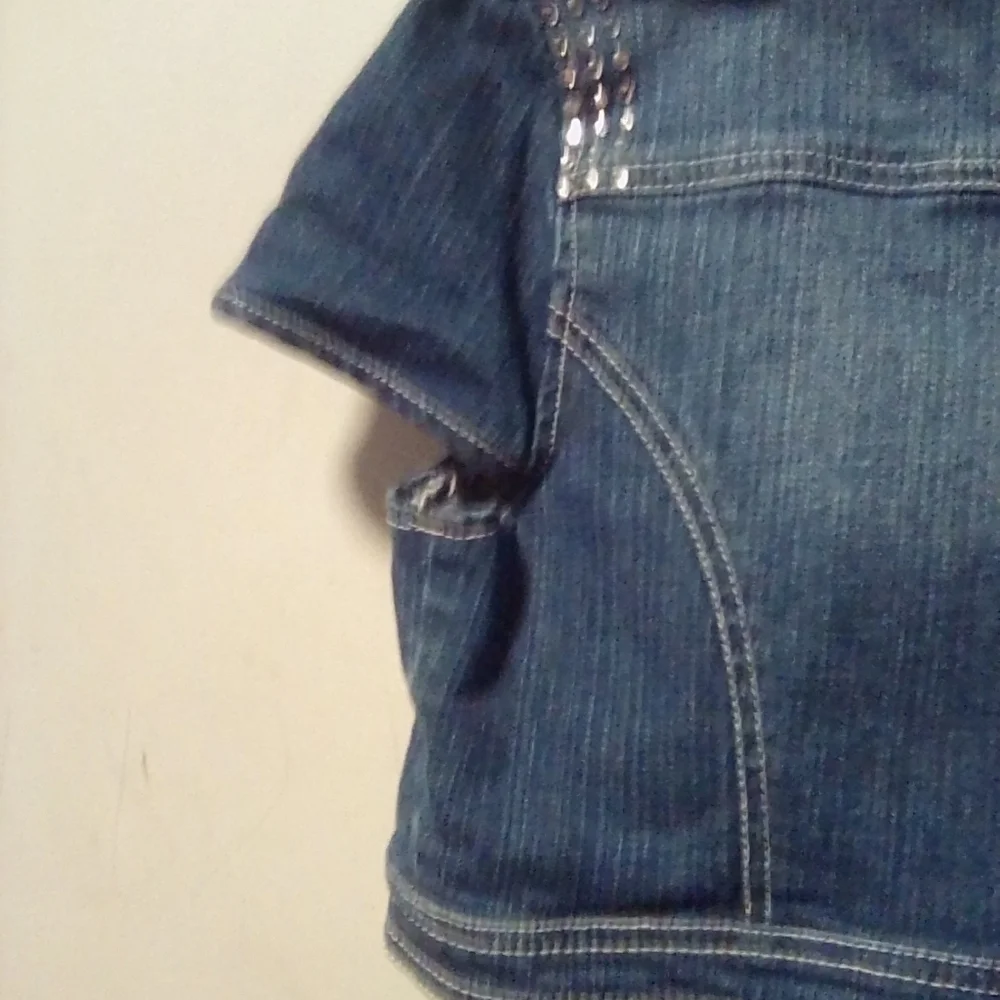 Justice girls denim cap sleeve sequin vest. Size 14